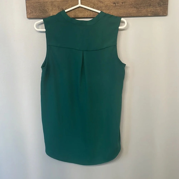 H&M green sleeveless blouse size 2 - Picture 4 of 4